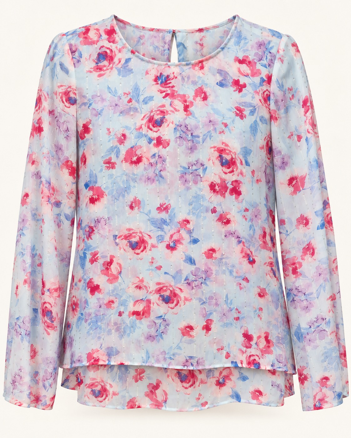 Blusa celeste de flores rosas